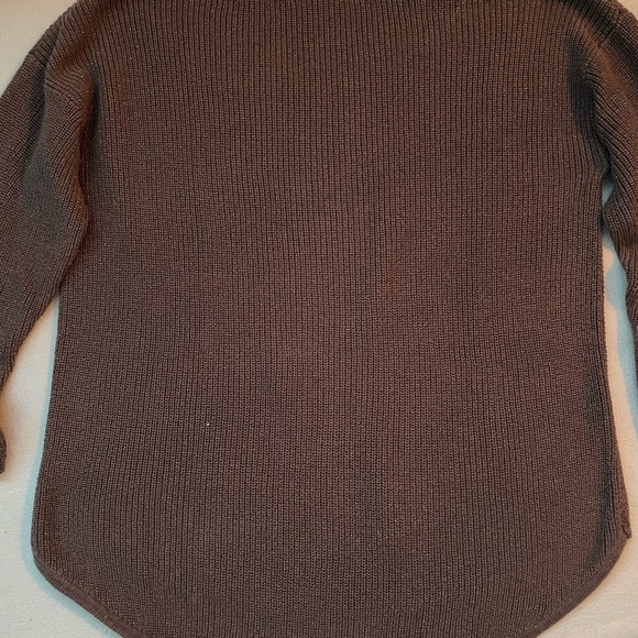 V Neck Long Sleeve Pull Over Sweater - Picture 6 of 7